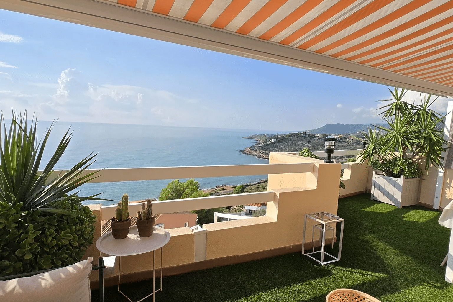 Sea view apartment in Peníscola